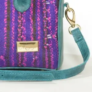 Baúl julieta en cuero y tela en telar manual